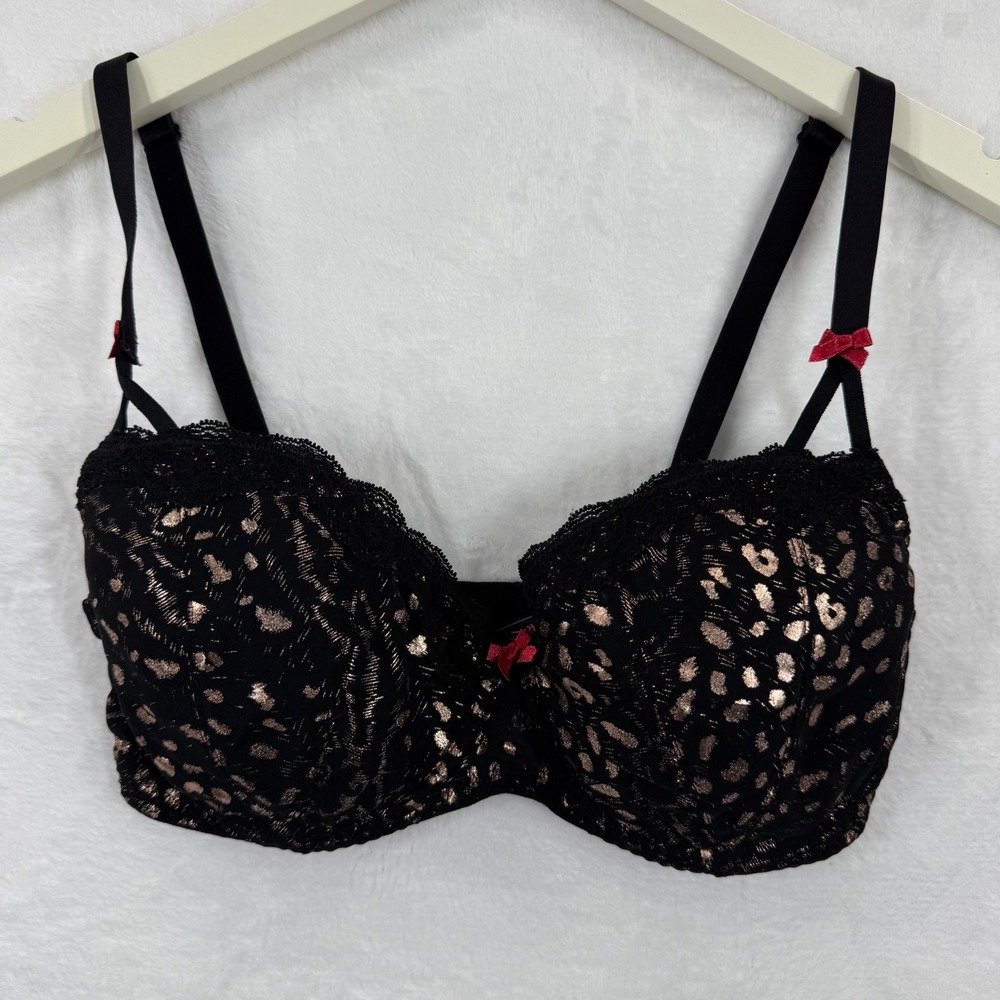 Betsey Johnson Intimates Black Leopard Print Bra‎ 34DD Underwire Lace Bow